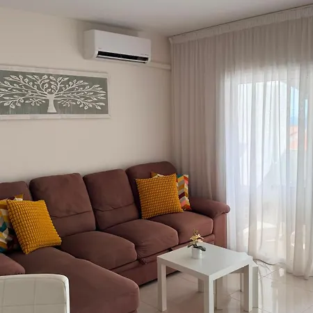 Valdes Apartment *